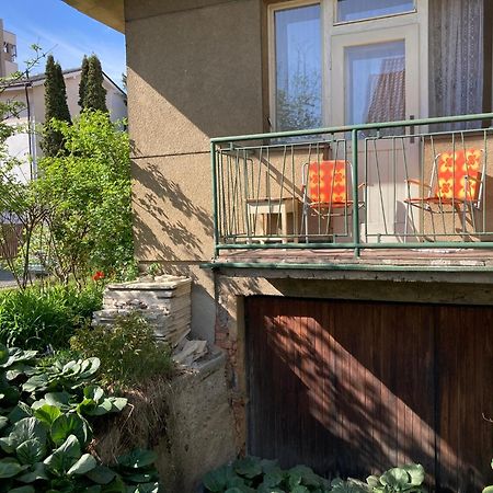 Podkrovní byt - Na Slovance Praga Exterior foto